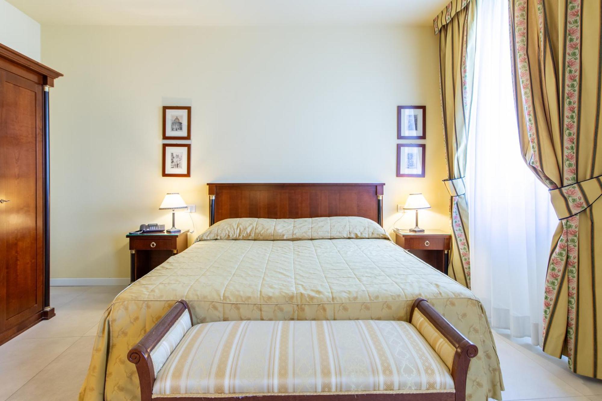 Sant'andrea Hotel 3*