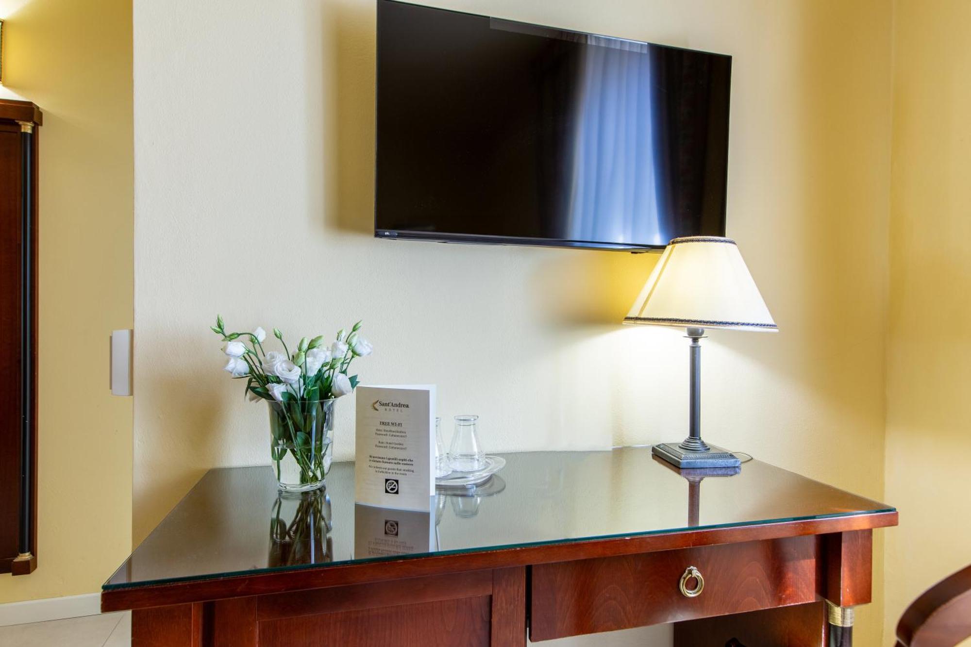 Sant'andrea Hotel 3*